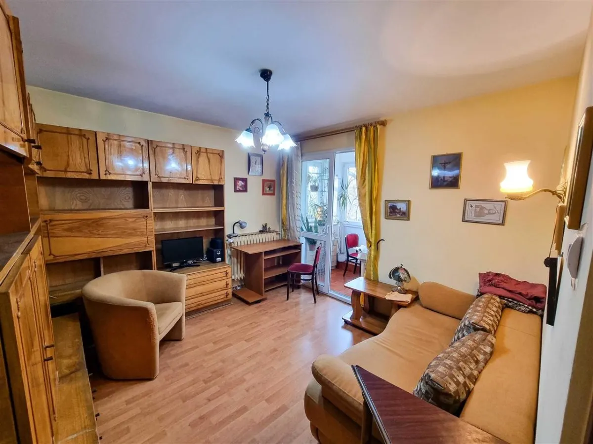 Apartament 3 camere Constantin Brancoveanu - foto 4