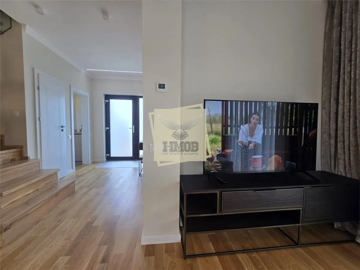 Casa Premium cu 4 camere 2 bai si curte 250 mp in Selimbar - foto 11