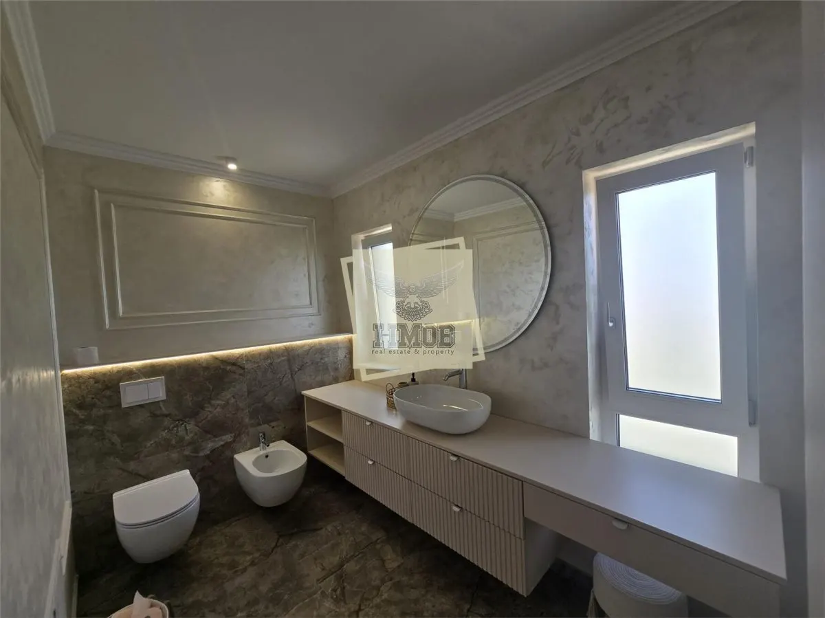 Casa Premium cu 4 camere 2 bai si curte 250 mp in Selimbar - foto 17
