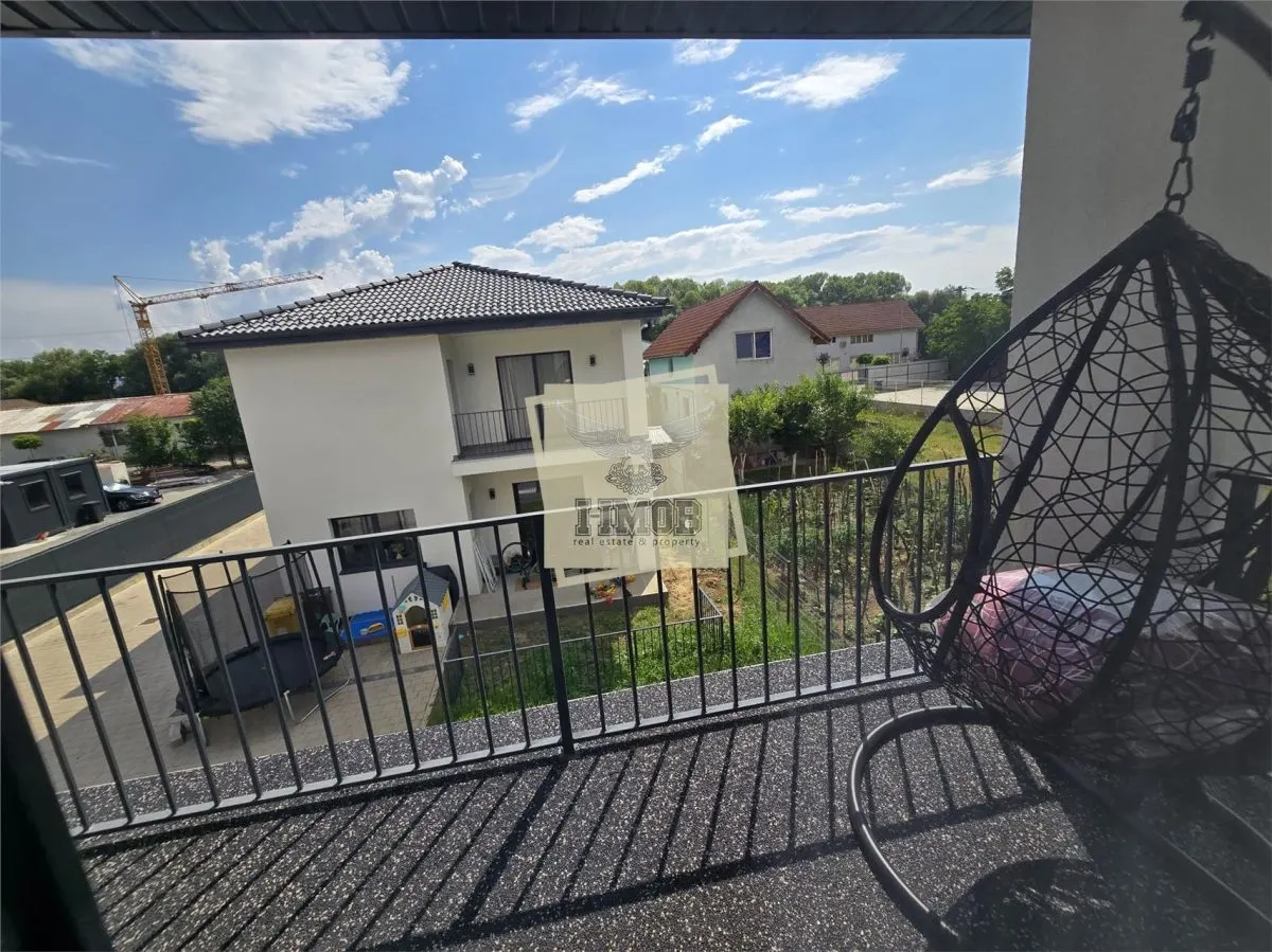 Casa Premium cu 4 camere 2 bai si curte 250 mp in Selimbar - foto 19