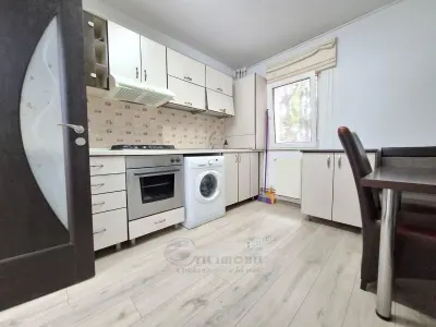 Apartament 2 camere, Cug la bd, etaj 2, baie cu geam, mobilat, vedere dubla 60 mp, liber - foto 3