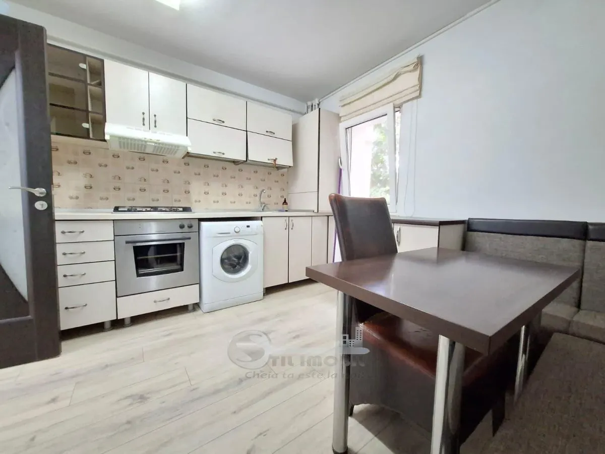 Apartament 2 camere, Cug la bd, etaj 2, baie cu geam, mobilat, vedere dubla 60 mp, liber - foto 4