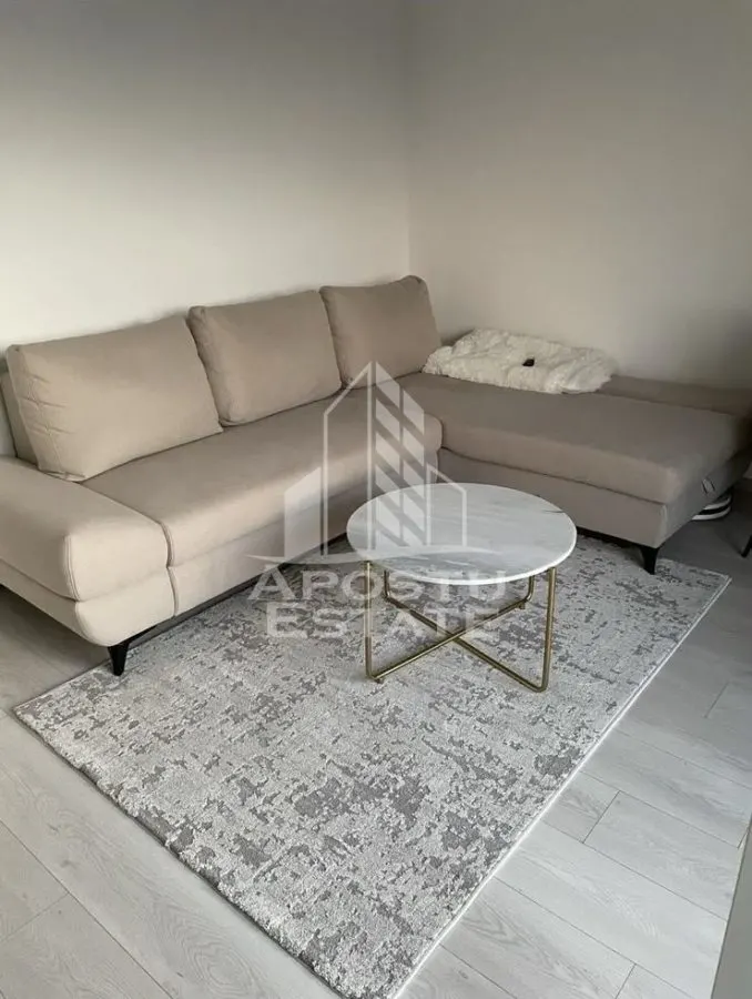 Apartament 2 camere de inchiriat, loc de parcare, Giroc - foto 2