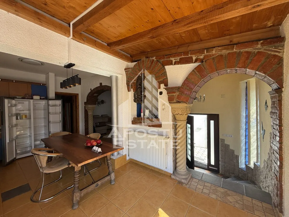 Casa individuala de vanzare cu proiect de extindere, zona Lunei - foto 15