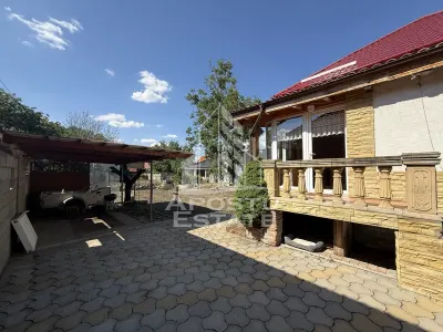 Casa individuala de vanzare cu proiect de extindere, zona Lunei - foto 19