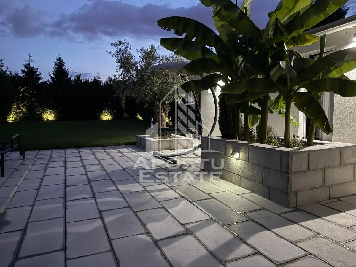 Casa individuala de lux, cu piscina, de vanzare, zona Lunei Timisoara - foto 5