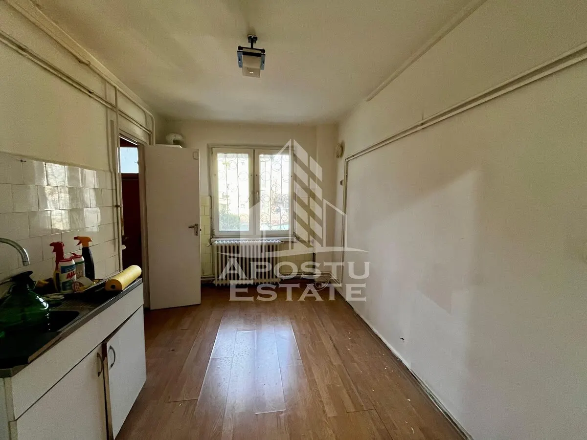 Apartament 4 camere de vanzare, zona Take Ionescu/Cardinale, Timisoara - foto 16