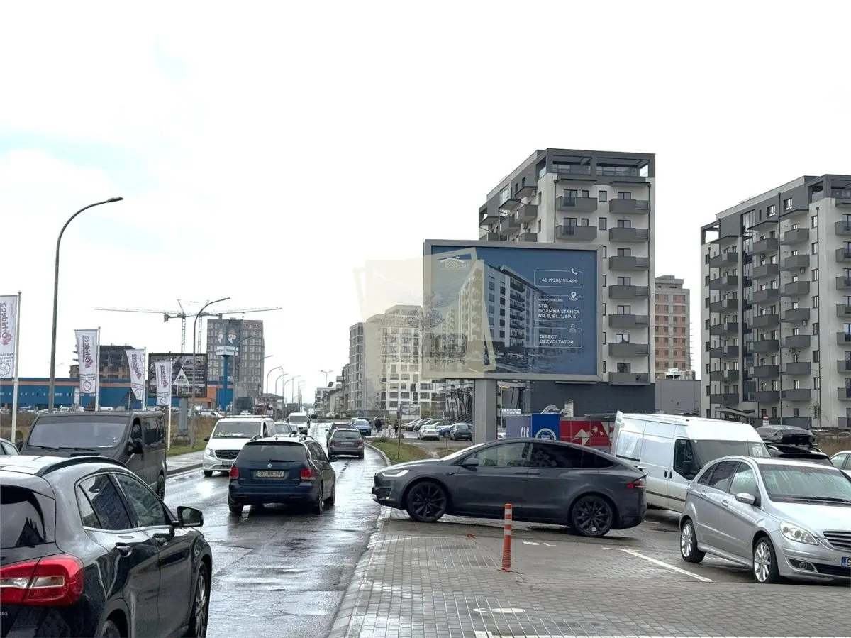 Spatiu comercial 140 mpu 4 parcari pretabil afacere Sibiu - foto 1