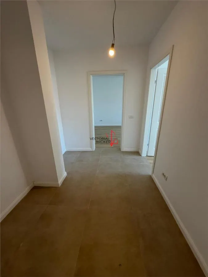RENOVAT 2026 / DECOMANDAT / LA 2 PASI DE METROU - foto 5