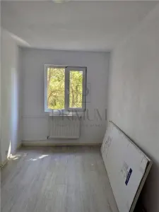 SAGULUI - 2 CAMERE - RENOVAT - ETAJ 1 - foto 2