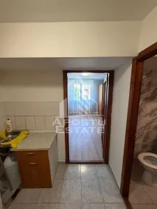 Garsoniera de vanzare renovata, etaj 3, zona Buziasului, Timisoara - foto 3