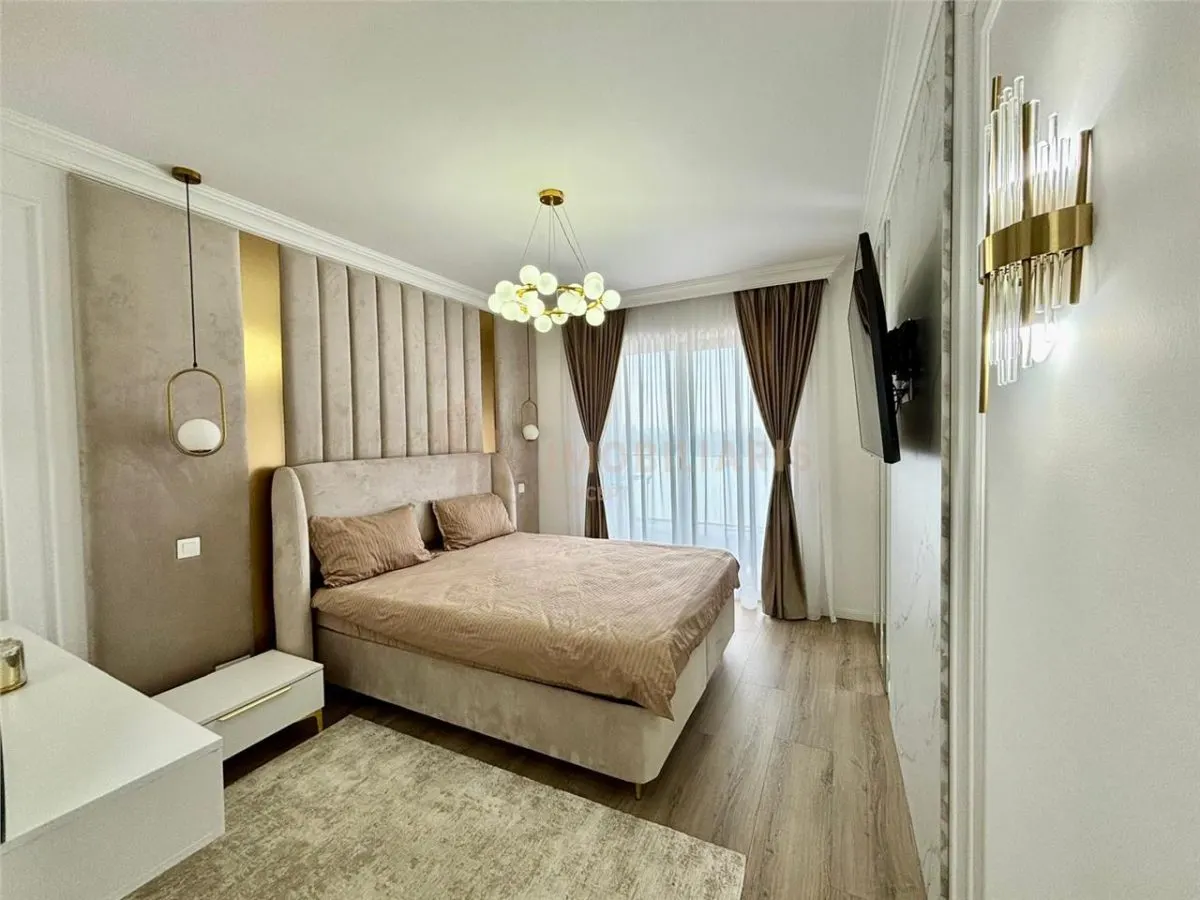 Prima inchiriere-Apartament 3 camere - foto 4