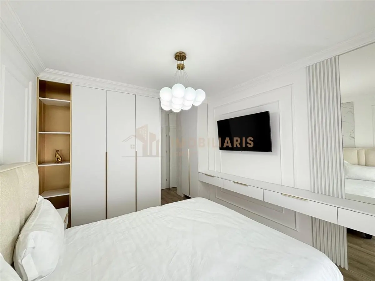Prima inchiriere-Apartament 3 camere - foto 9