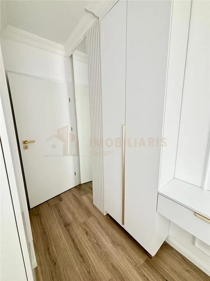 Prima inchiriere-Apartament 3 camere - foto 10