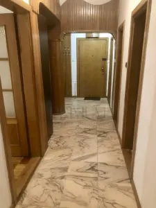 Apartament 3 camere Zona Circumvalatiunii Aproape de Iulius Town - Timisoara