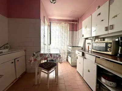 Apartament cu 2 camere de vanzare, etaj 3, zona Dambovita, Timisoara - foto 2