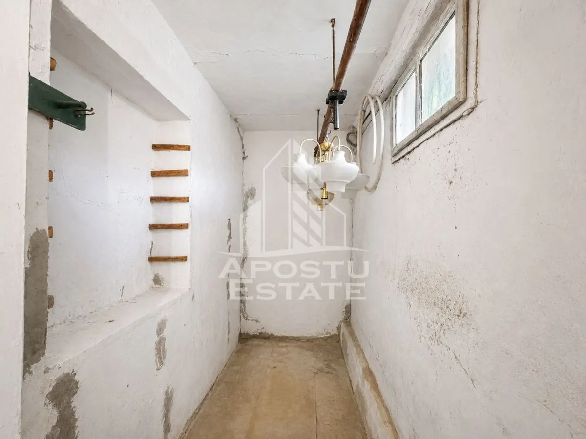 Casa 2 camere individuala de vanzare in Carani | Toate utilitatile | - foto 4
