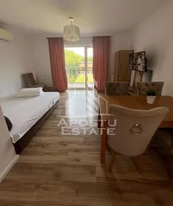 Cladire cu 4 apartamente si sala de evenimente ptr 60 persoane - foto 3