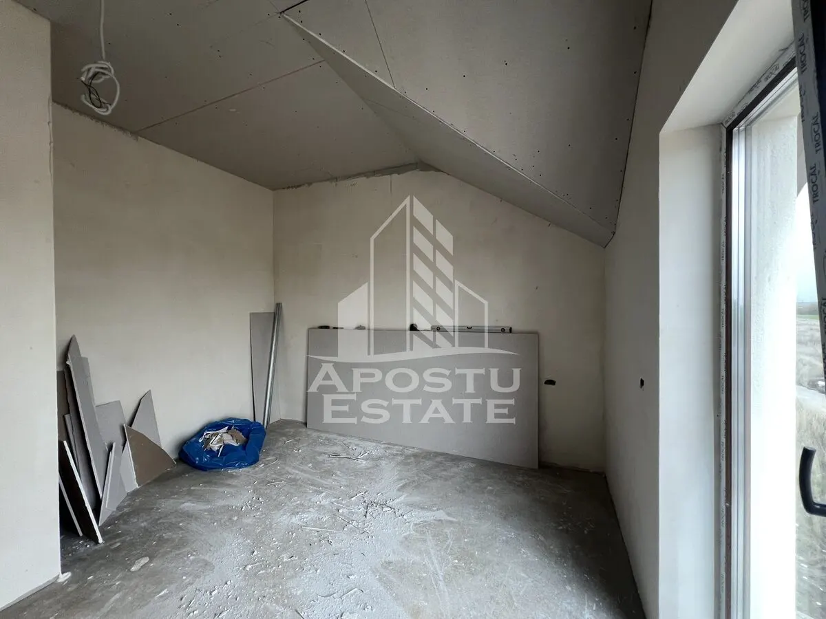 DE VANZARE casa alipita in Covaci cu curte mare - foto 13