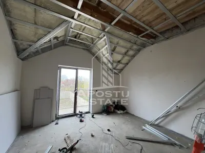 DE VANZARE casa alipita in Covaci cu curte mare - foto 16