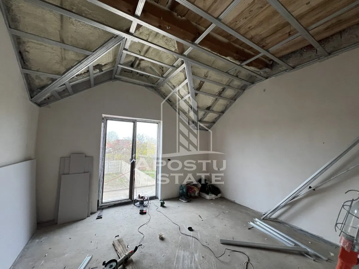 DE VANZARE casa alipita in Covaci cu curte mare - foto 16