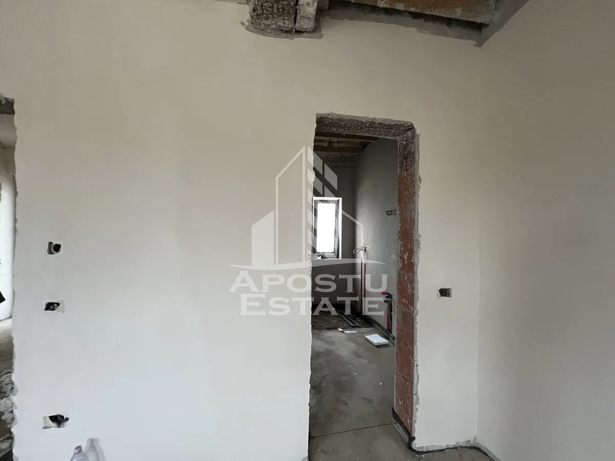 DE VANZARE casa alipita in Covaci cu curte mare - foto 9