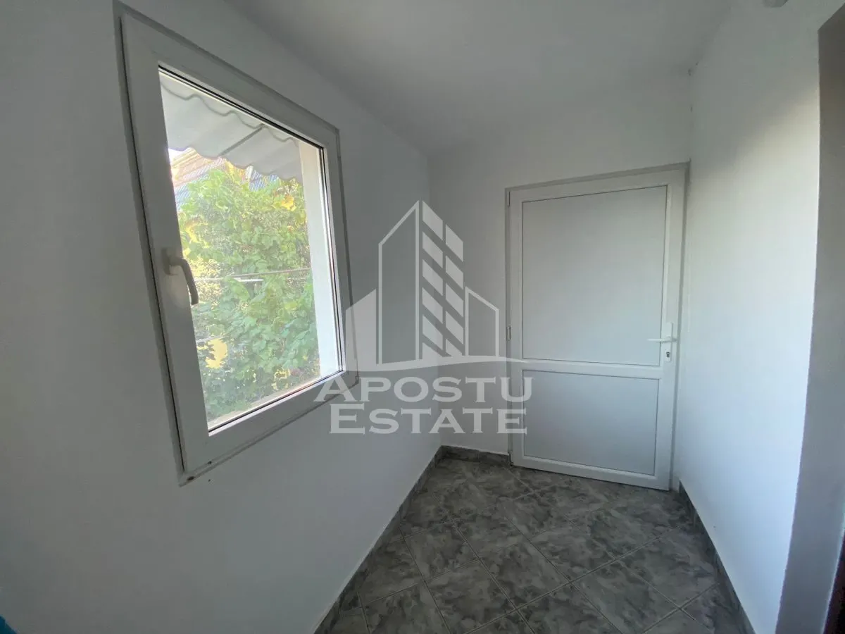 Casa P+1 cu 2 apartamente - pozitie excelenta pe Aleea Ghirodei - foto 11