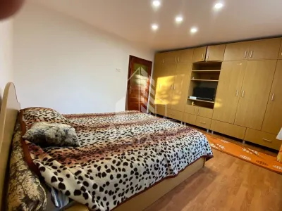 Casa P+1 cu 2 apartamente - pozitie excelenta pe Aleea Ghirodei - foto 14