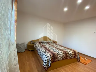 Casa P+1 cu 2 apartamente - pozitie excelenta pe Aleea Ghirodei - foto 15