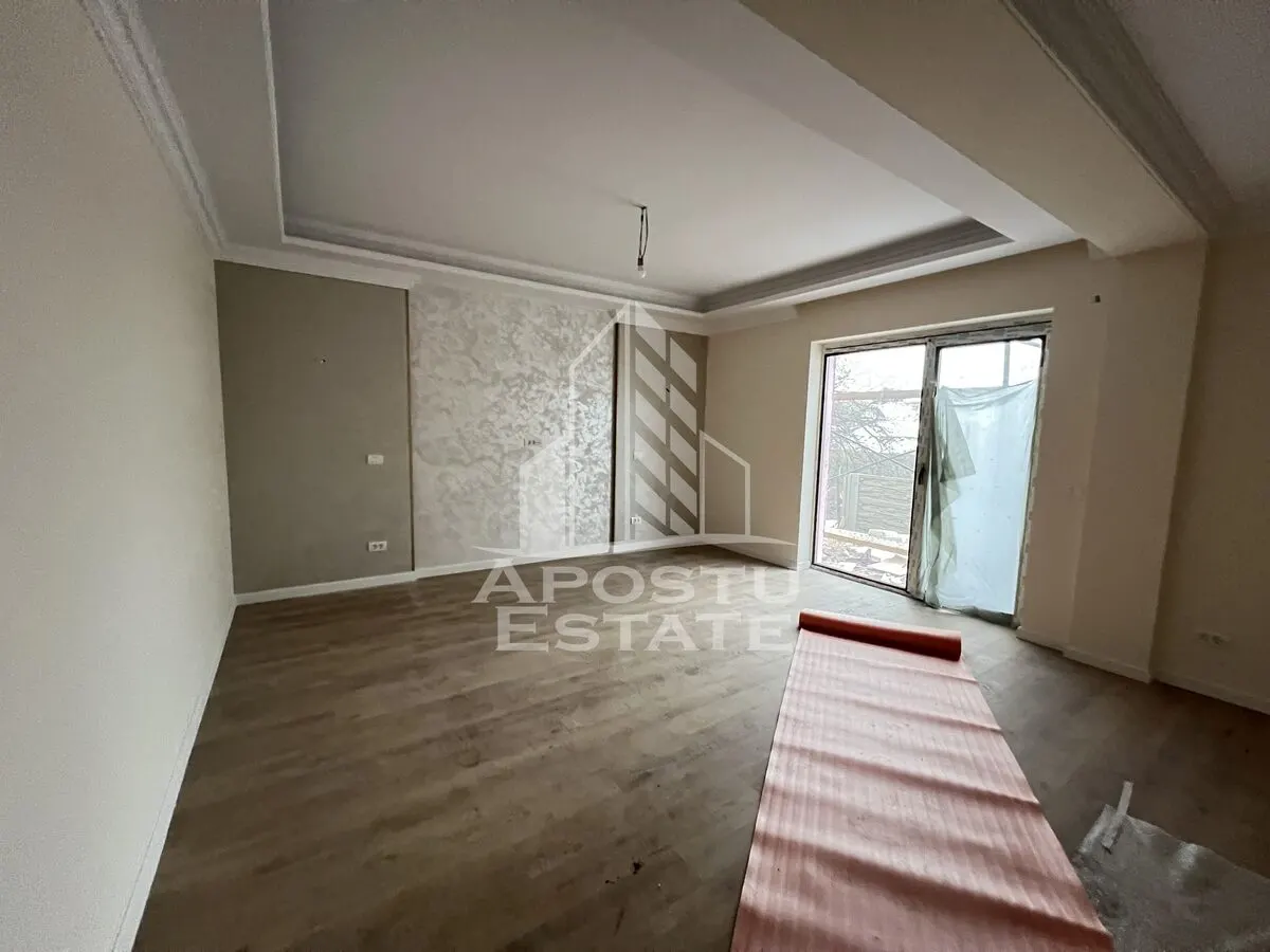 DUPLEX DE VANZARE cu suprafata foarte generoasa in Giarmata Mare - foto 7