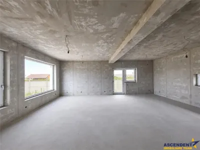 Resedinta noua Sanpetruâ€“Bod, pe 500 mp, eficienta energetica, panouri solare, tripan Q Fort - foto 2