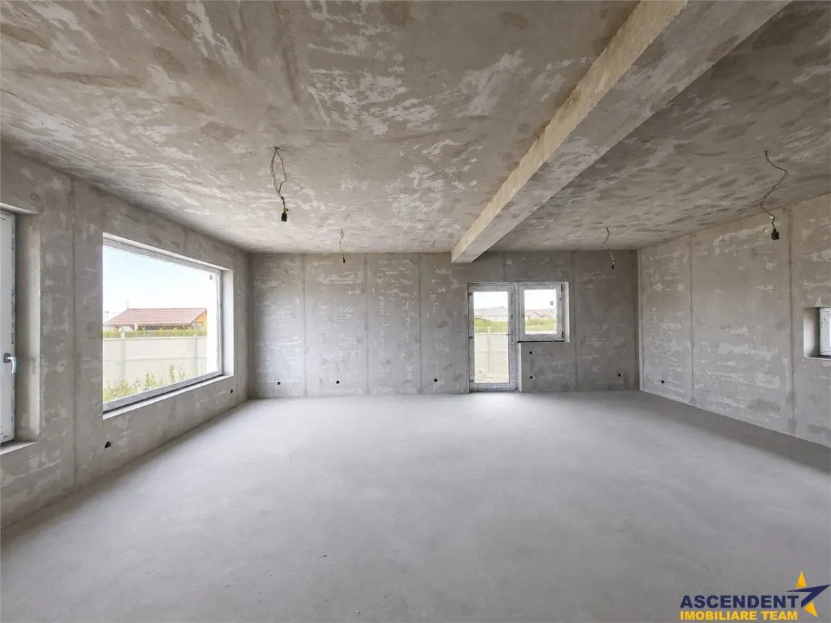 Resedinta noua Sanpetruâ€“Bod, pe 500 mp, eficienta energetica, panouri solare, tripan Q Fort - foto 2