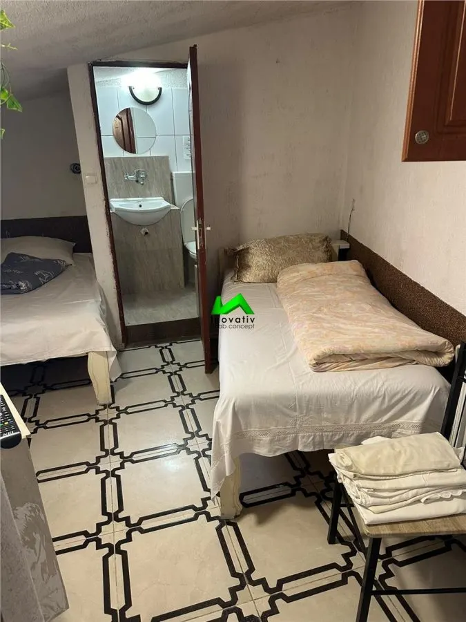 Casa de inchiriat 11 camere bai proprii Sibiu Piata Cluj - foto 6