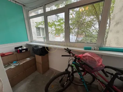 Apartament cu 4 camere 80 mp bloc reabilitat | zona Domenii Turda - foto 3