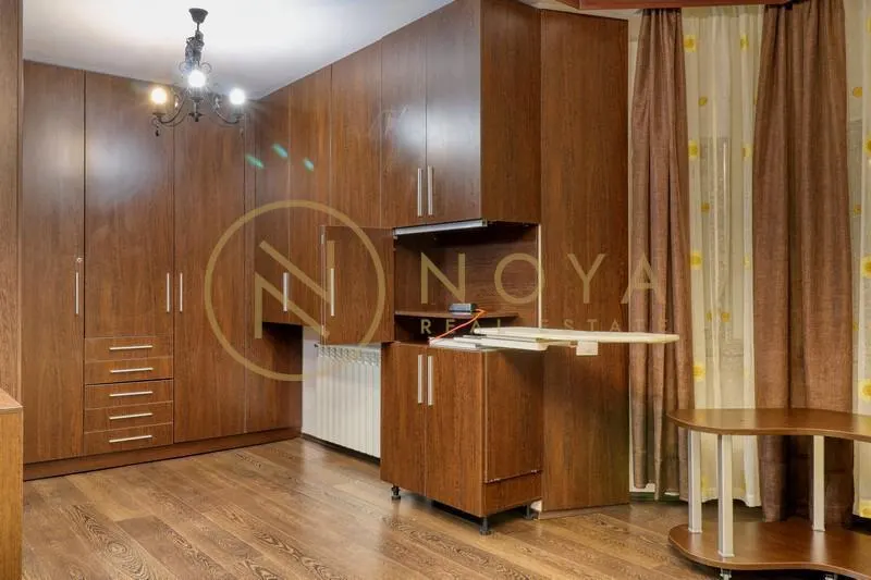 Apartament in Vila 5 camere / Spatiu Birou | Piata Victoriei Kiseleff - foto 2