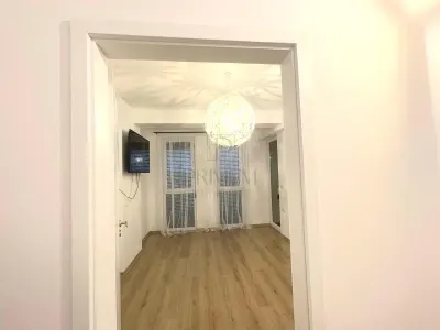 Aradului 2 camere - LIFT - PRIVELISTE - MOBILAT SI UTILAT - ZONA EXCELENTA - foto 6
