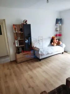 Apartament 3 camere, etaj 1, centrala proprie, 51 mp - zona Dacia - foto 5