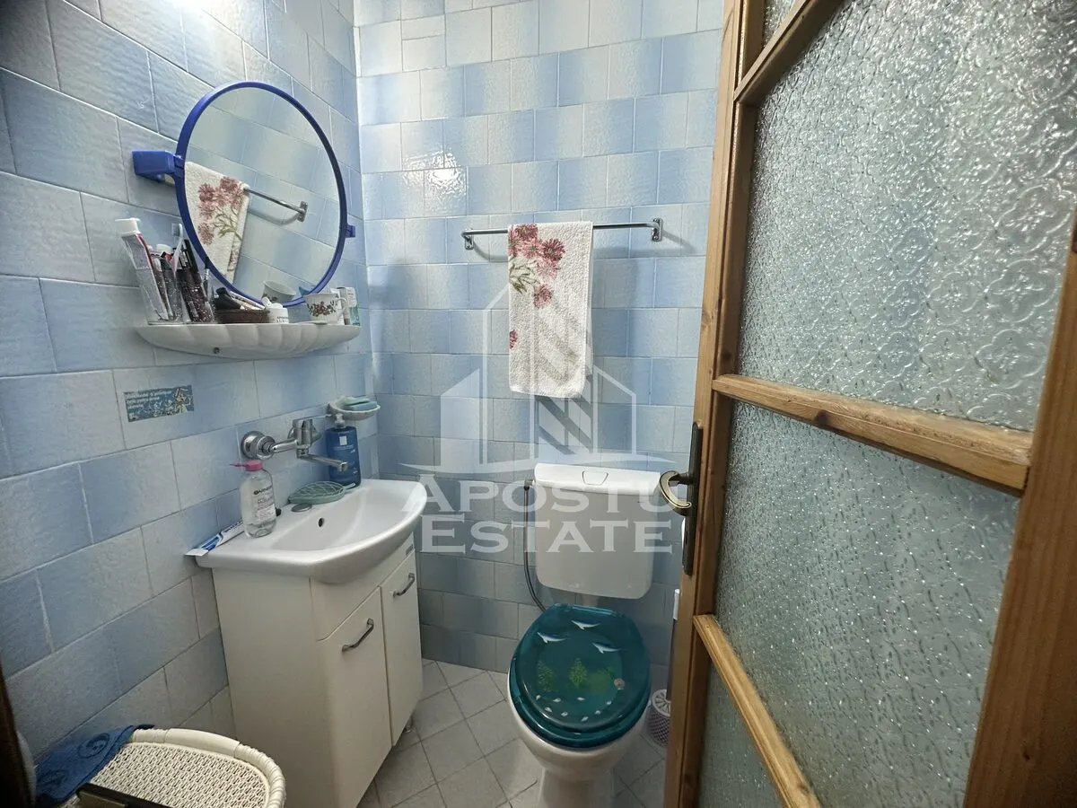 Apartament de vanzare cu 3 camere, 2 bai, 76mp, zona Spitalul Judetean - foto 12