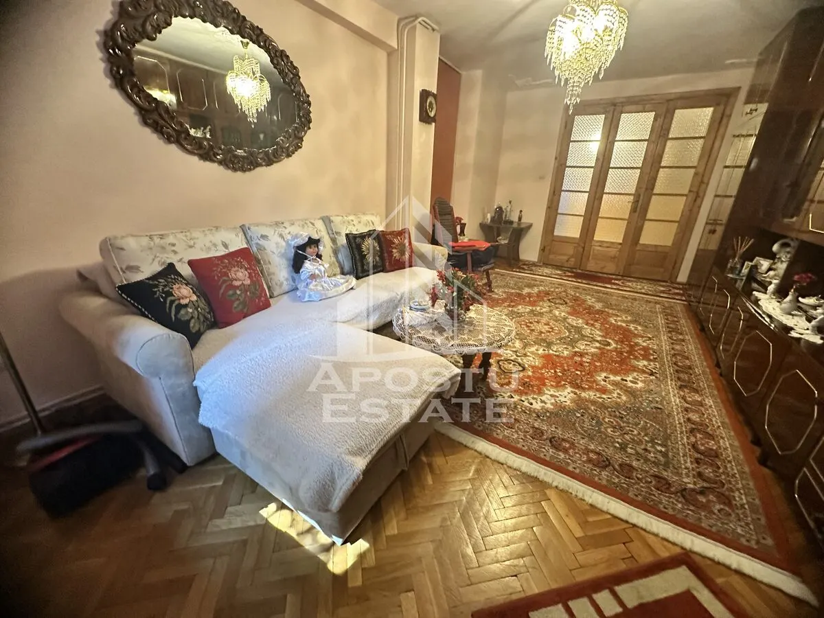 Apartament de vanzare cu 3 camere, 2 bai, 76mp, zona Spitalul Judetean - foto 5
