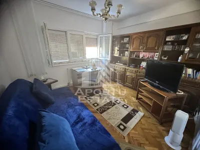 Apartament de vanzare cu 3 camere, 2 bai, 76mp, zona Spitalul Judetean - foto 6