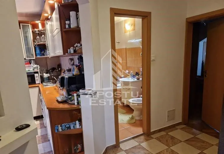 Apartament  cu 3 camere, de vanzare, zona Soarelui, Timisoara - foto 5