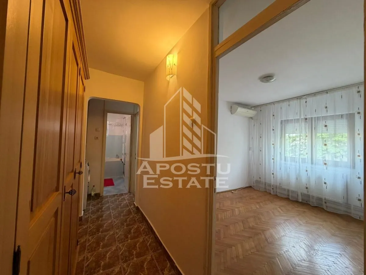Apartament cu 3 camere, decomandat, zona Soarelui, Timisoara - foto 11
