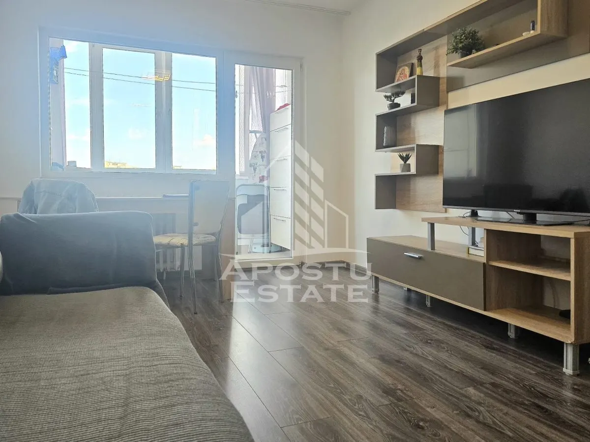 Apartament 3 camere Aurel Vlaicu - foto 2