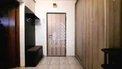 Apartament de inchiriat 2 camere 300 euro zona Miorita - Arad