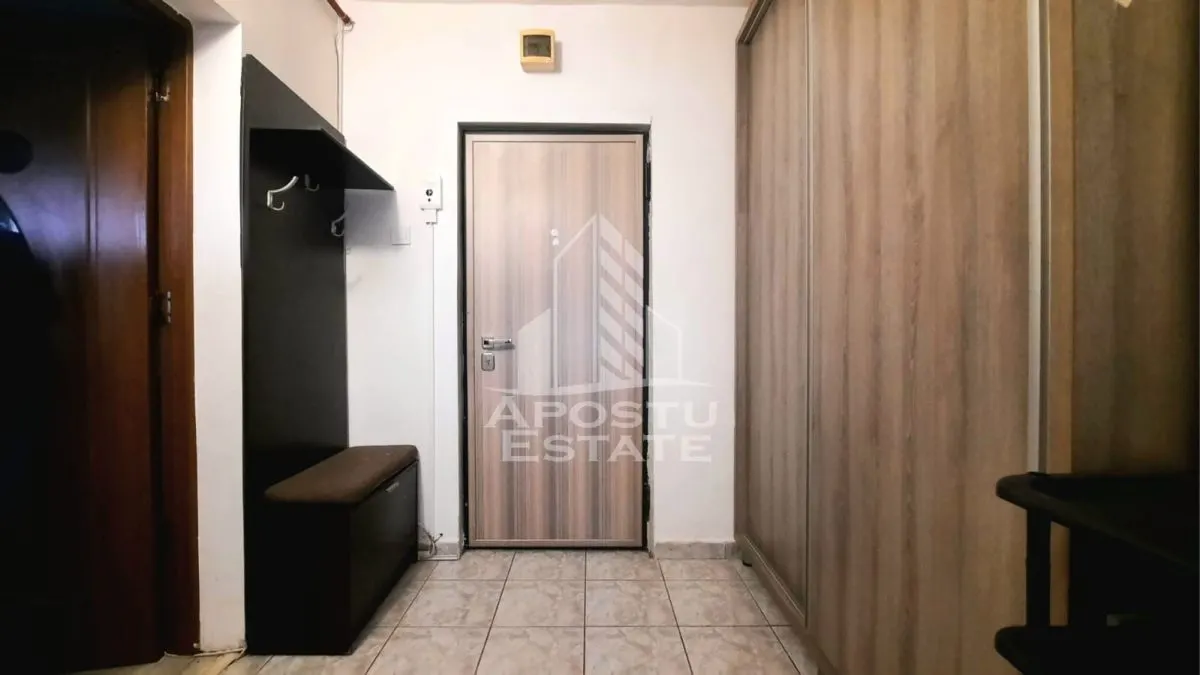 Apartament de inchiriat 2 camere 300 euro zona Miorita - foto 1