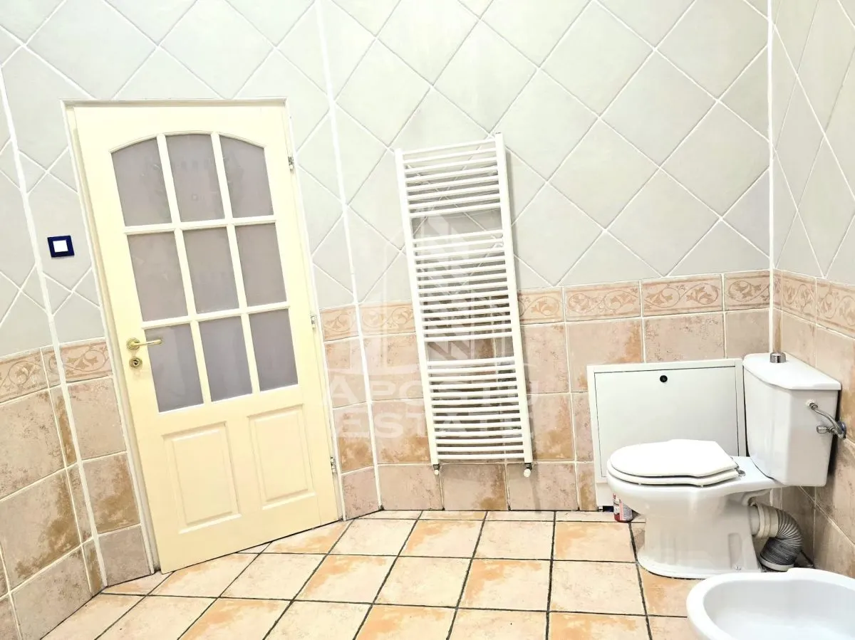 Spatiu comercial 102 mp - foto 6