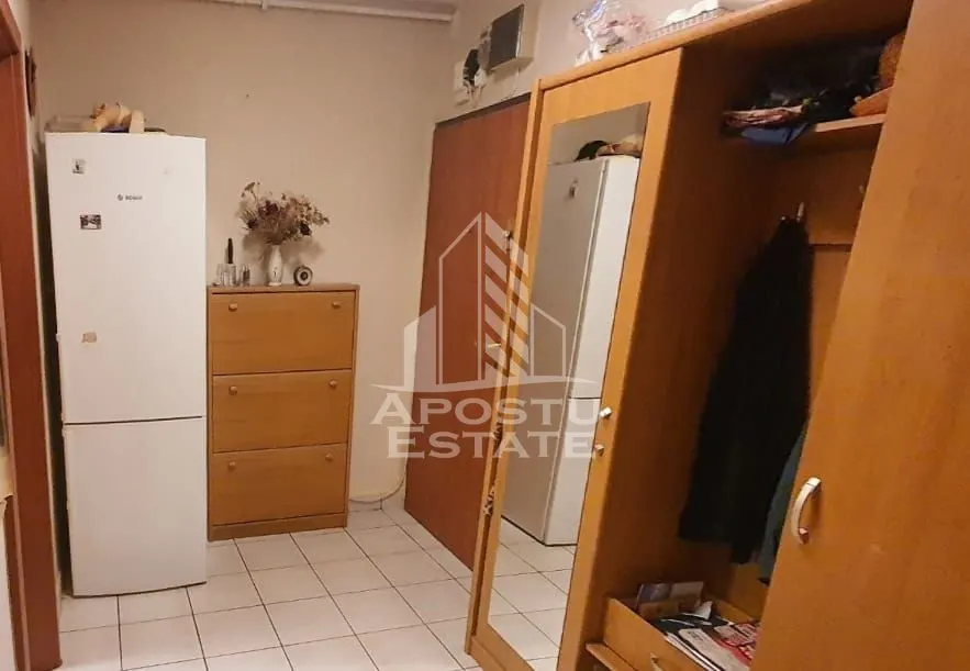 Inchiriez apartament cu 2 camere zona UTA - foto 3
