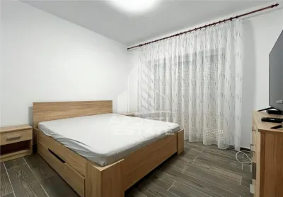 Apartament 2 camere, semidecomandat  zona Micalaca - foto 3