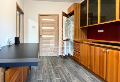 Apartament 2 camere, semidecomandat  zona Micalaca - foto 6