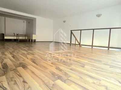 Spatiul comercial central - foto 10